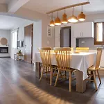 Villa Aricobe *