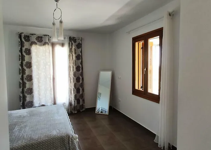 Villa Aricobe *